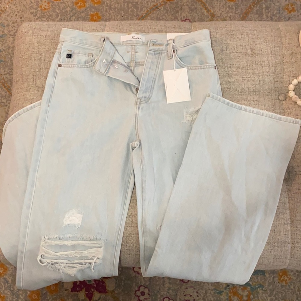 KanCan 90’s flare